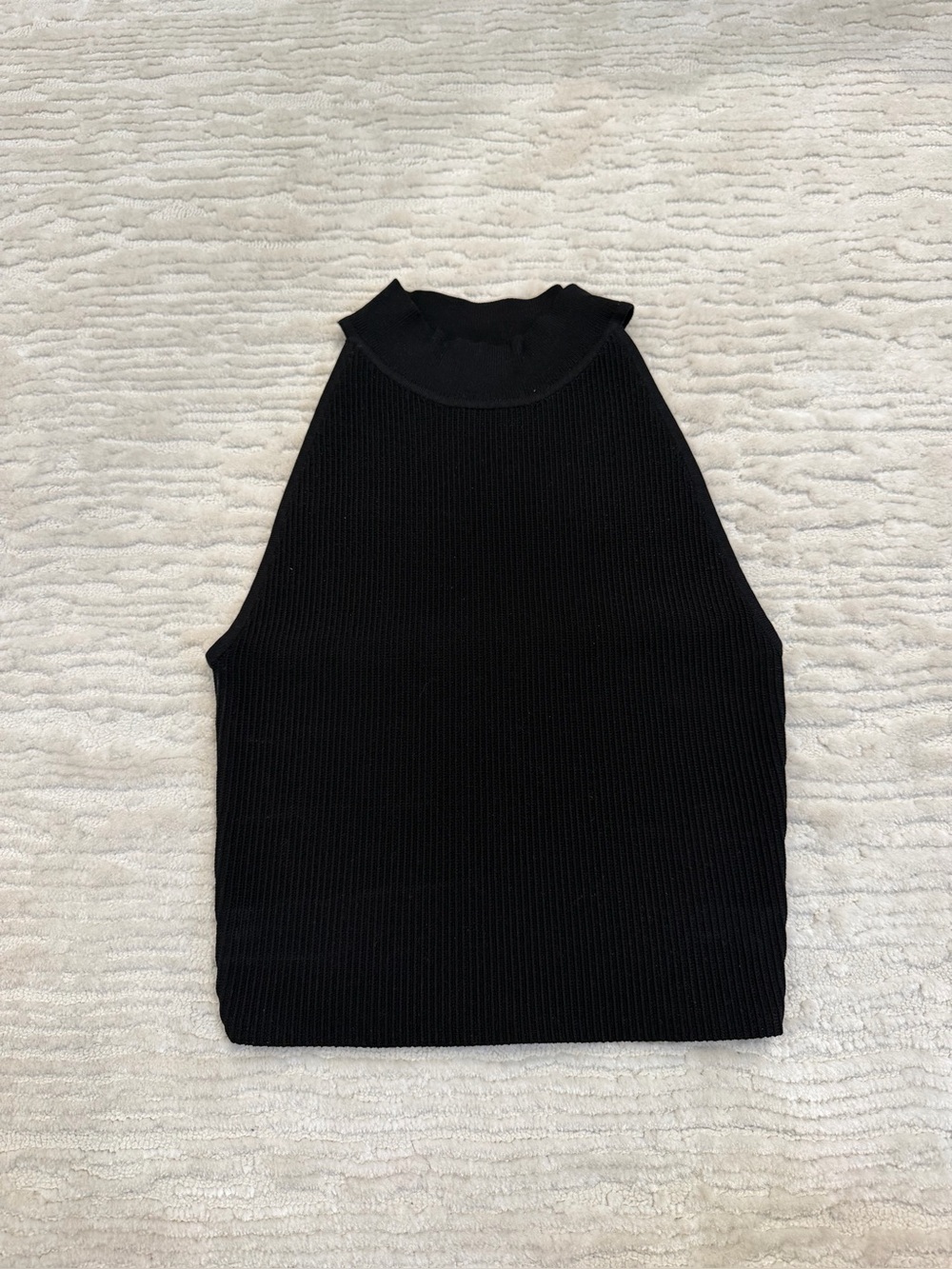 Aritzia babaton sculpt knit mock neck halter top
